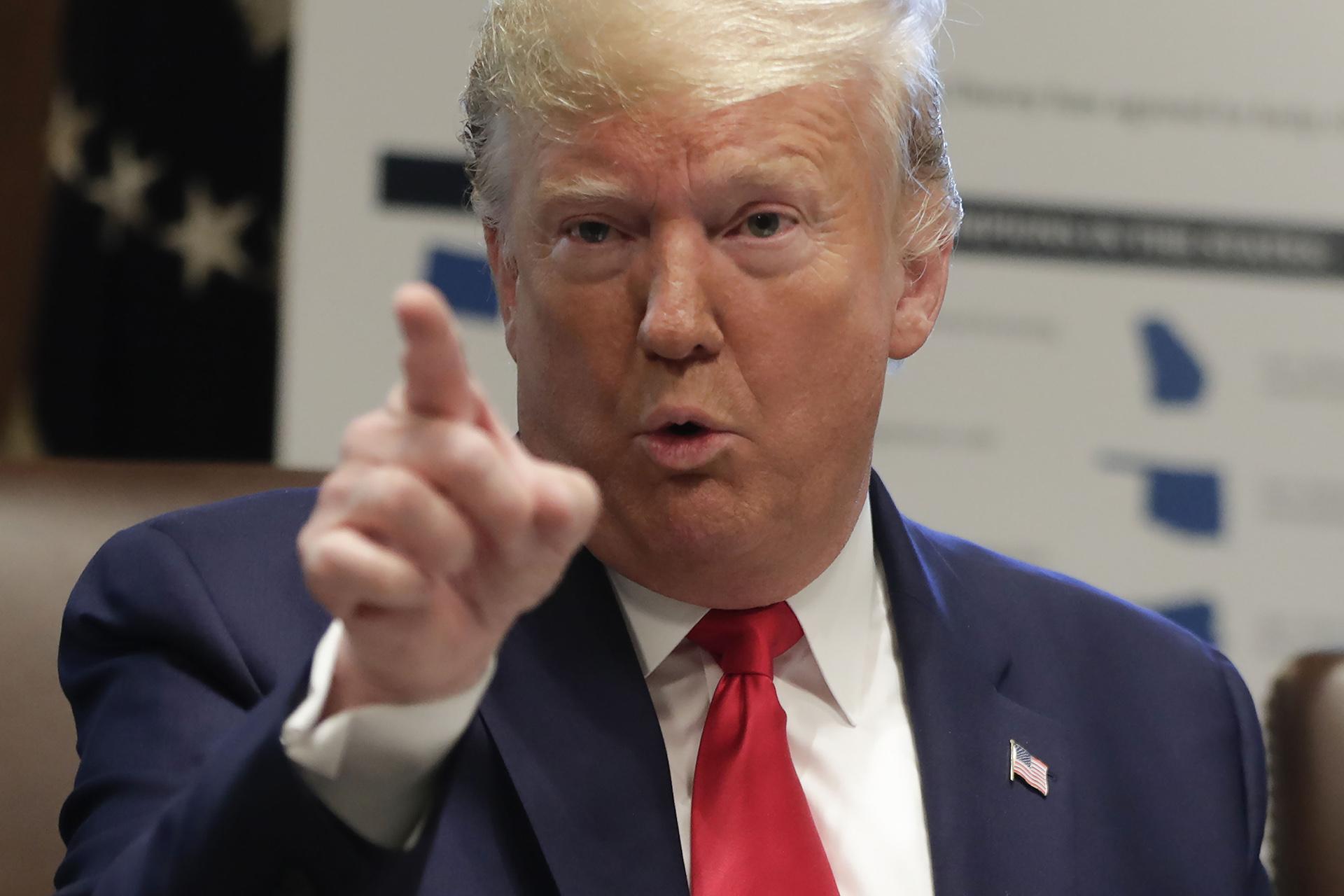 President Donald Trump gestures while speaking during a Cabinet meeting in the Cabinet Room of the White House, Monday, Oct. 21, 2019, in Washington. (AP Photo / Pablo Martinez Monsivais)