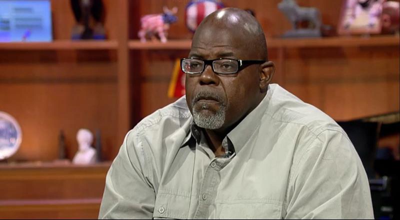 Jitu Brown appears on “Chicago Tonight” in September 2015. Brown and the Journey For Justice Alliance hope to schedule listening sessions before the November election with Hillary Clinton, Donald Trump and Jill Stein to discuss education reform. (Chicago Tonight)