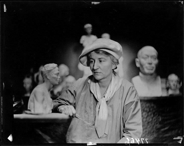 Malvina Hoffman in her studio. © 1930 The Field Museum