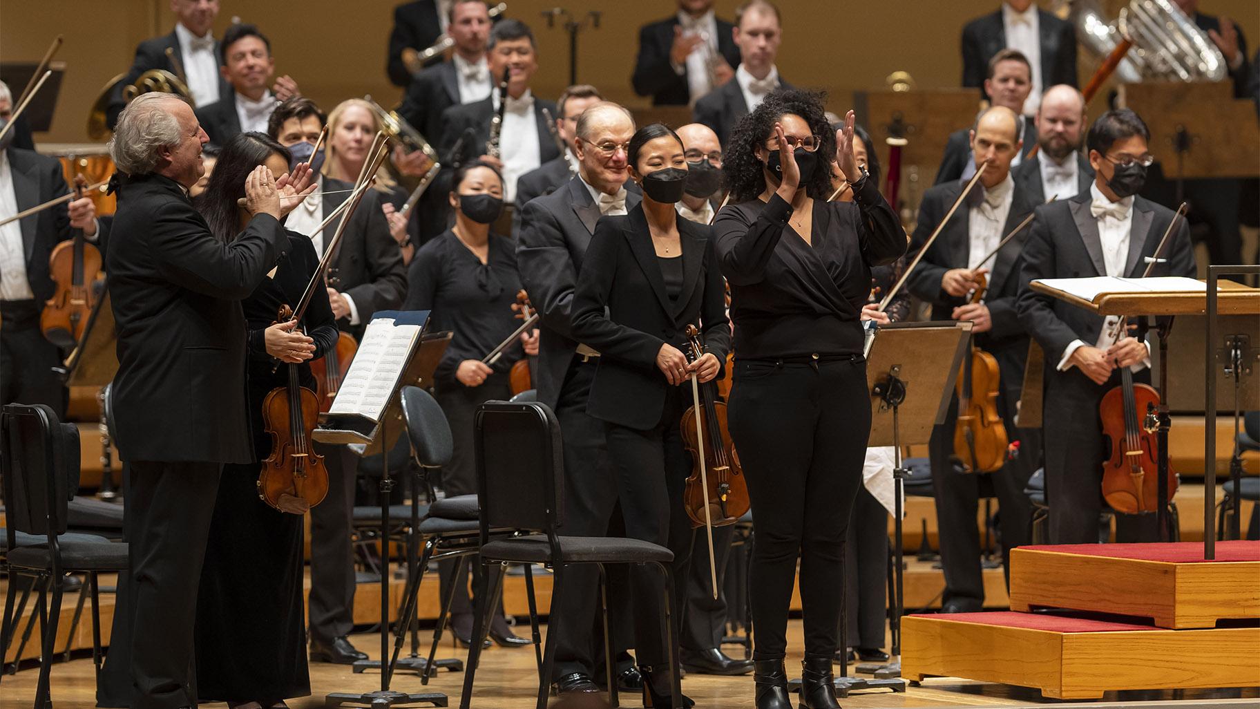 Mead Composer-in-Residence Jessie Montgomery acknowledges the audience following a performance of “Coincident Dances” with the Chicago Symphony Orchestra, Oct. 28, 2021. (Todd Rosenberg Photography)