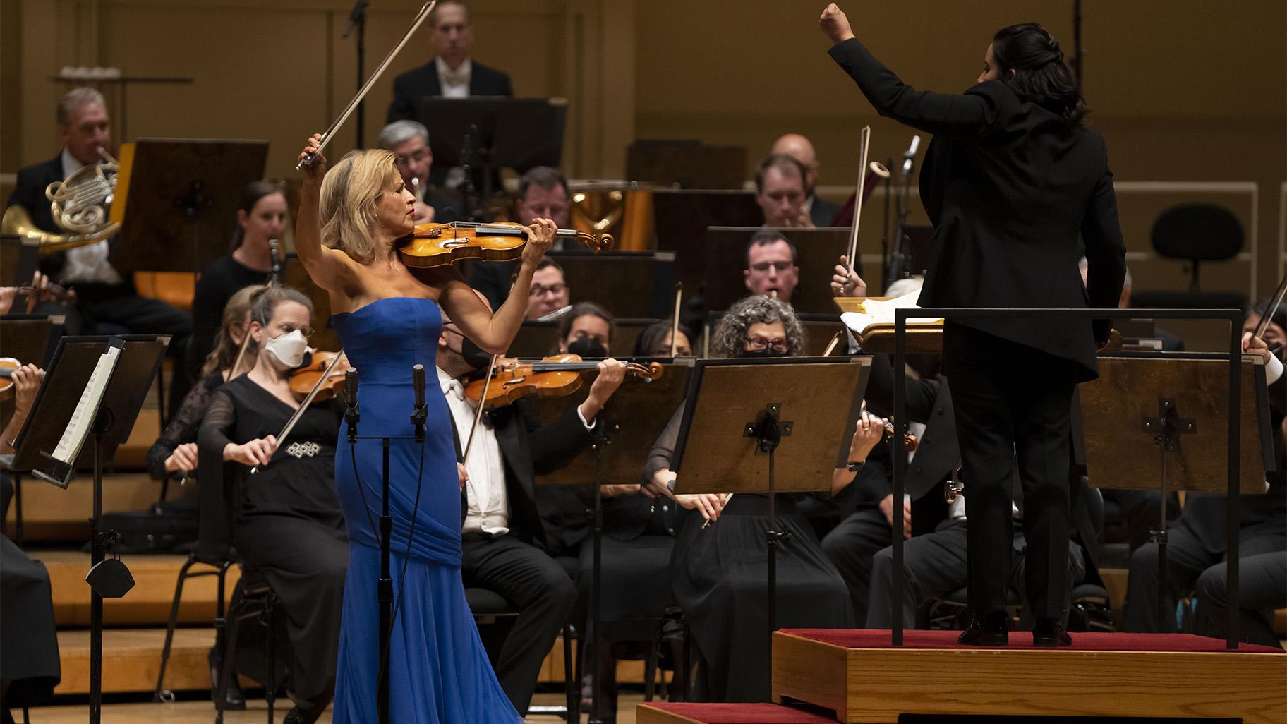 The CSO’s Sir Georg Solti Conducting Apprentice Lina González - Granados leads the Chicago Symphony Orchestra and soloist Anne - Sophie Mutter in Beethoven’s Violin Concerto in D Major.  (Credit: Todd Rosenberg)