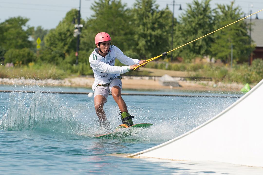 A wakeboarder at Quarry Cable Park in Crystal Lake (Picgra)