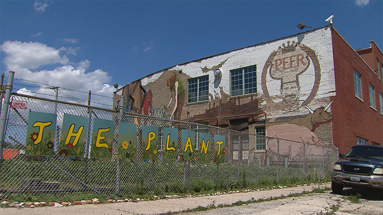 Local entrepreneurs are repurposing an old meatpacking plant in an effort to create something very unusual – a way of doing business that creates no trash. (Chicago Tonight)