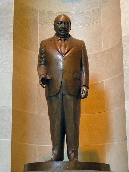 Richard J. Daley statue in Springfield