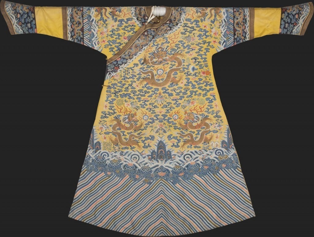 Imperial robe, Qianlong period (AD 1736-1795) China, Beijing (Courtesy of the Field Museum)
