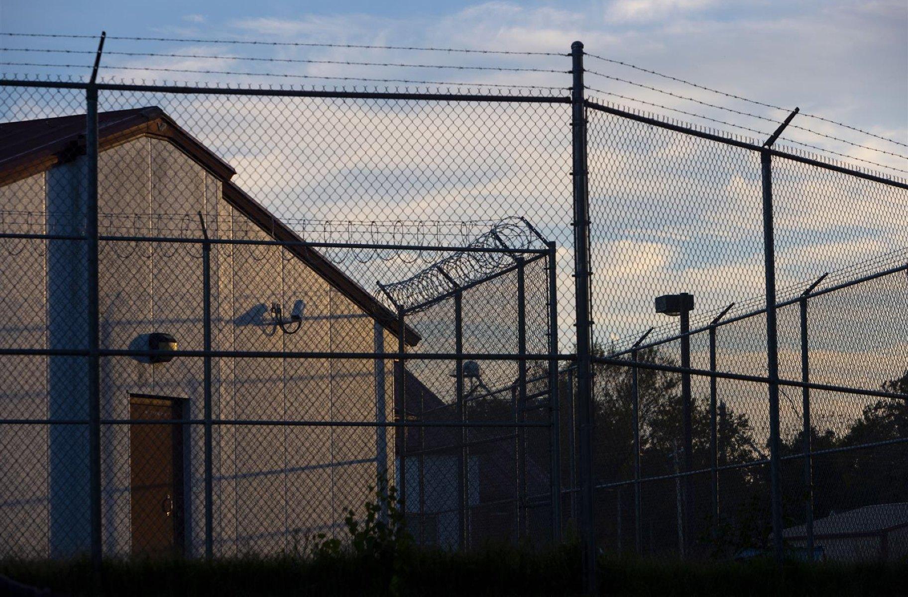 A 2022 state audit identified the Franklin County Juvenile Detention Center in Benton, Illinois, as a “facility in crisis.” (Julia Rendleman for ProPublica)