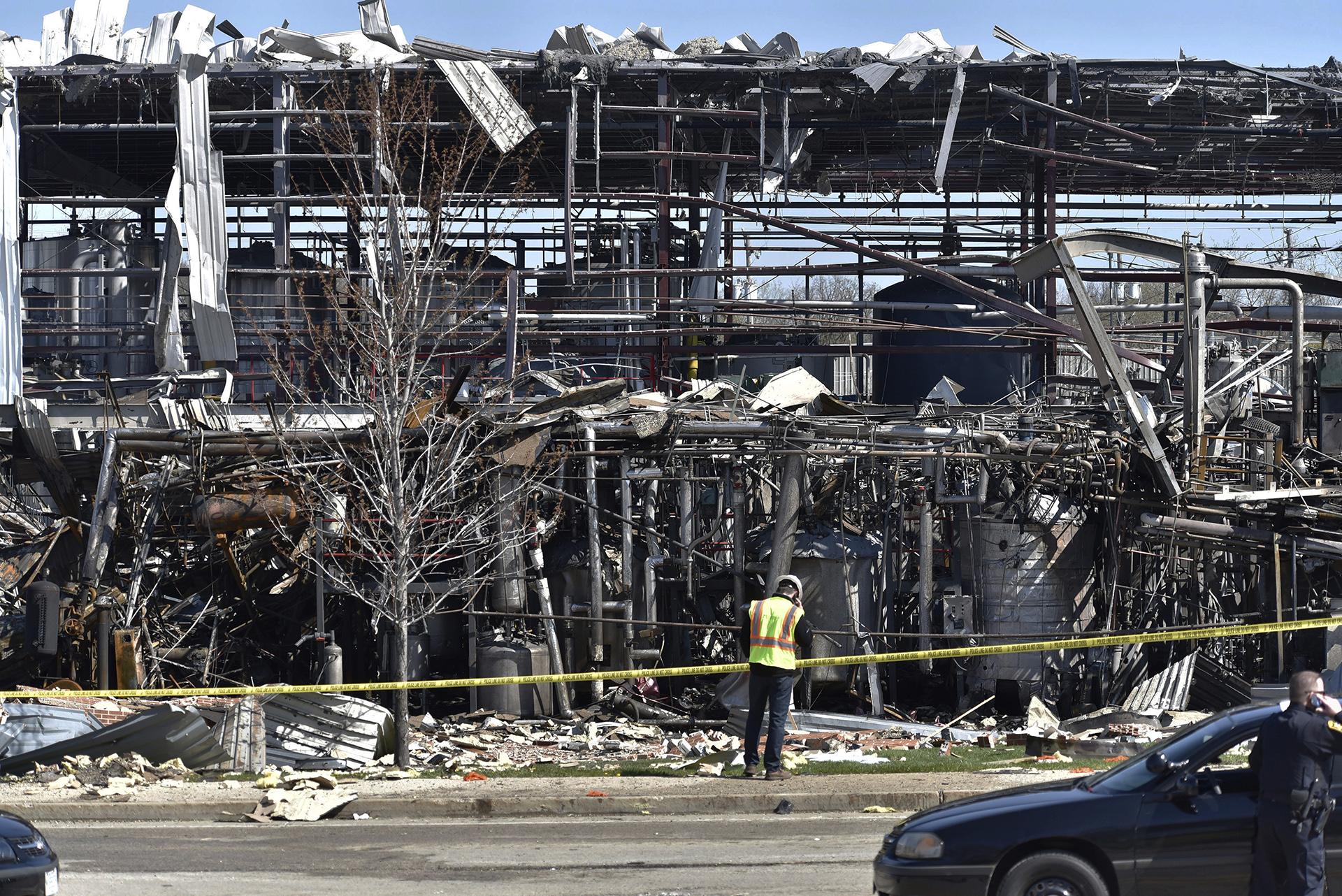 Emergency personnel work at the scene of an explosion at AB Specialty Silicones on Sunset Ave. and Northwestern Ave. on the border between Gurnee and Waukegan. The explosion happened Friday, May 3. (John Starks / Daily Herald via AP)