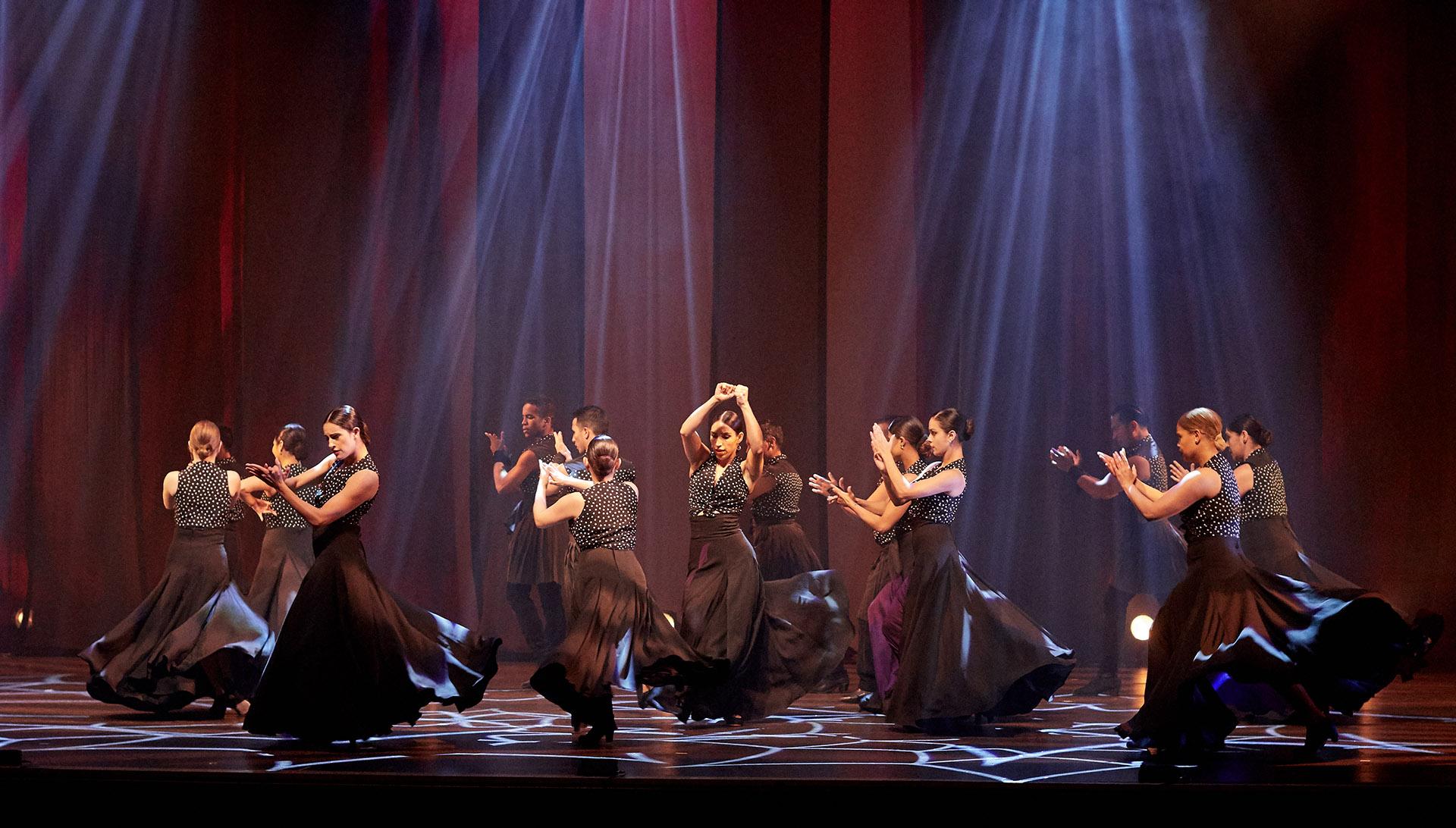 (Ensemble Español Spanish Dance Theater / Photo by Dean Paul)