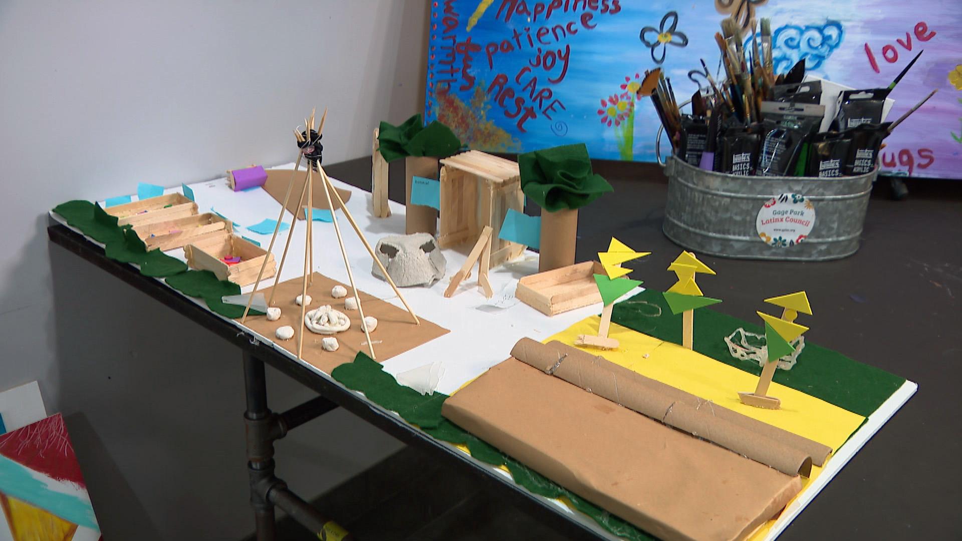 The group made a prototype of the exhibition ahead of its installation. WTTW News)