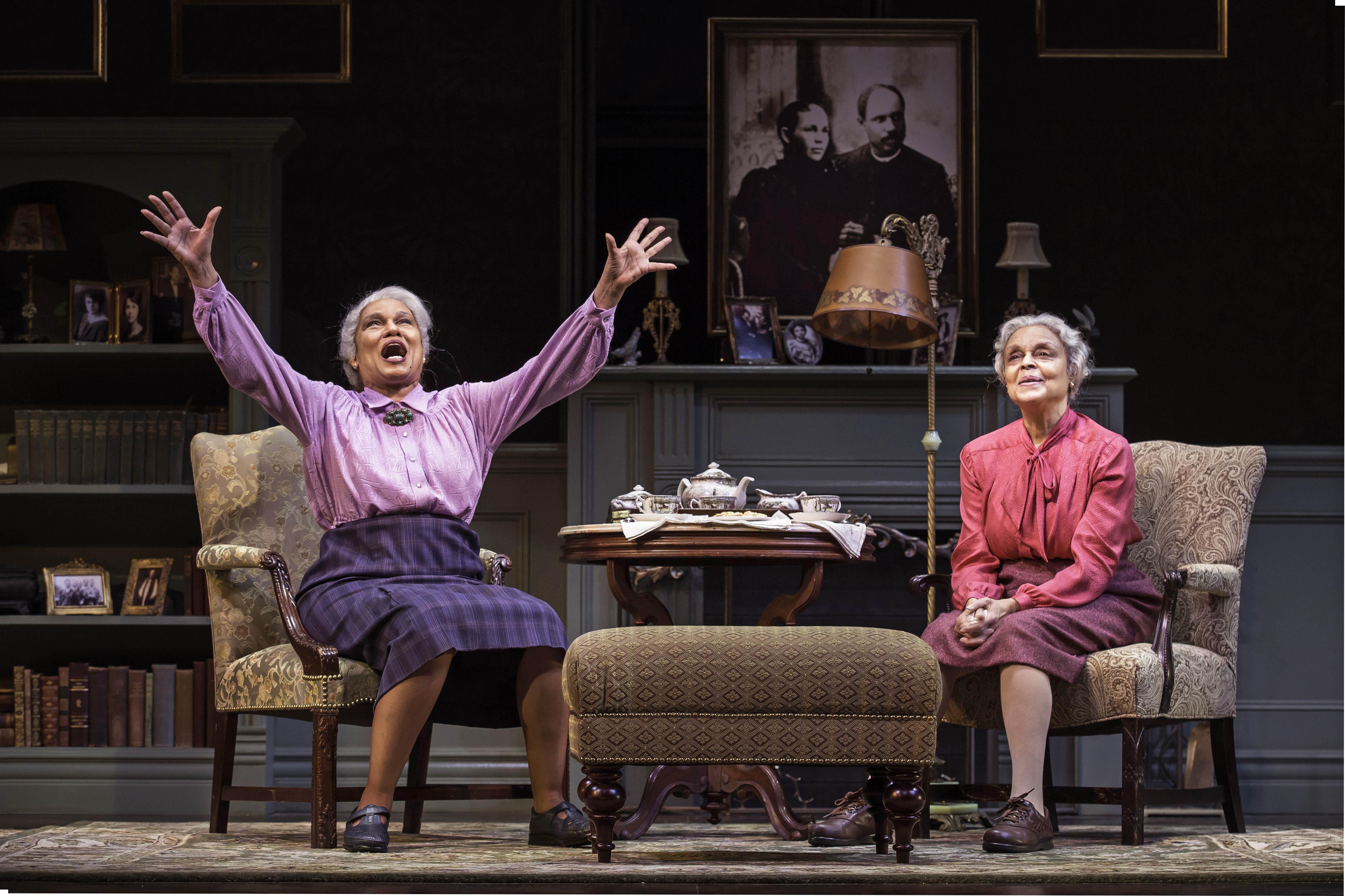 Ella Joyce and Marie Thomas in “Having Our Say: The Delany Sisters’ First 100 Years” at Goodman Theatre. (Photo credit: Liz Lauren)