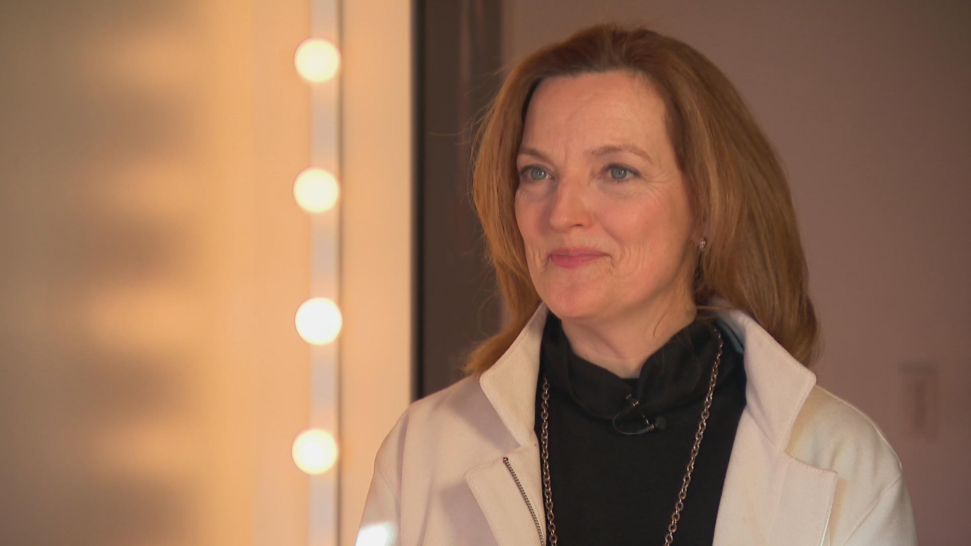 Orlagh Cassidy talks about her role in the new play “The Adult in the Room.” (WTTW News) 