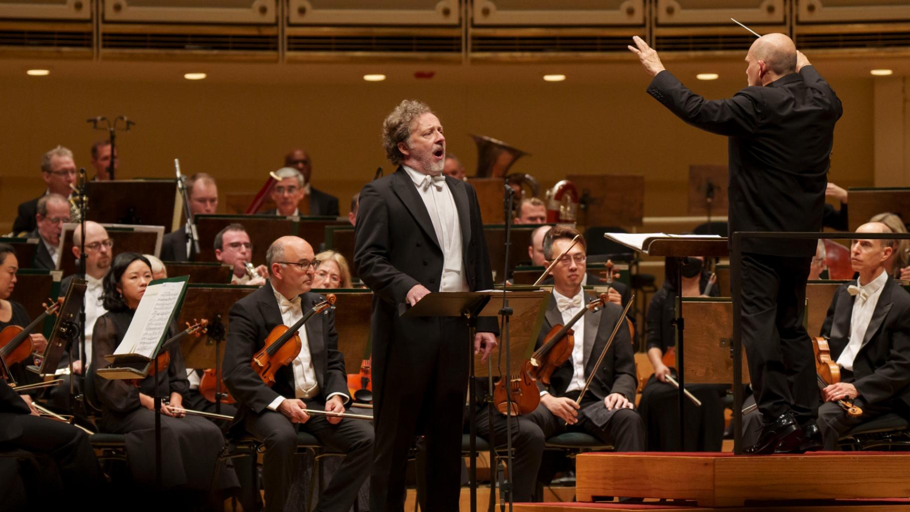 Baritone Christian Gerhaher performs songs from Mahler’s “Des Knaben Wunderhorn,” led by Jaap van Zweden with the Chicago Symphony Orchestra. (Todd Rosenberg)