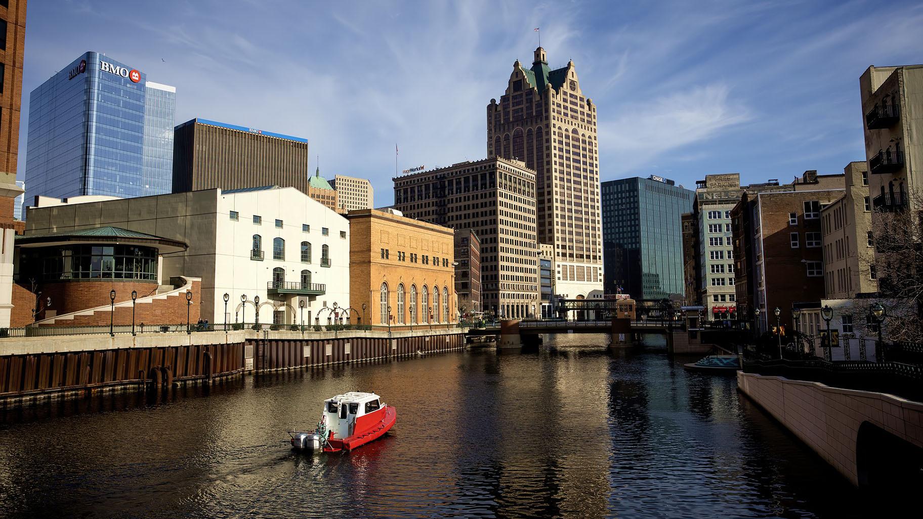 Milwaukee, Wisconsin. (Leroy_Skalstad / Pixabay)