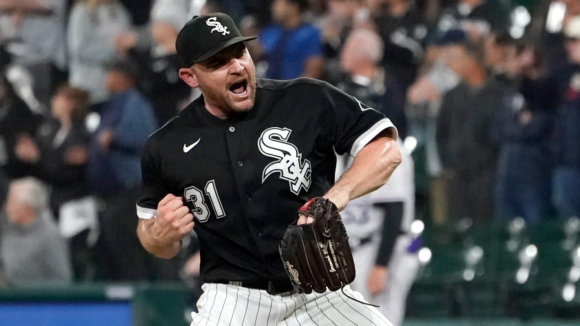 Chicago White Sox relief pitcher Liam Hendriks celebrates the team’s 4-2 win over the Colorado Rockies in a baseball game Tuesday, Sept. 13, 2022, in Chicago. (AP Photo / Charles Rex Arbogast, File)